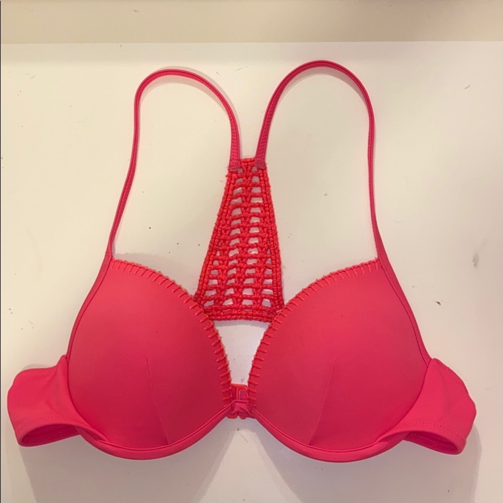 Victoria’s Secret pink bikini w/ knitted back -34B